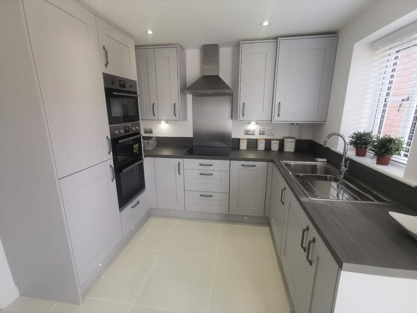 Property Details Estate Agents, Aintree, Liverpool Grosvenor